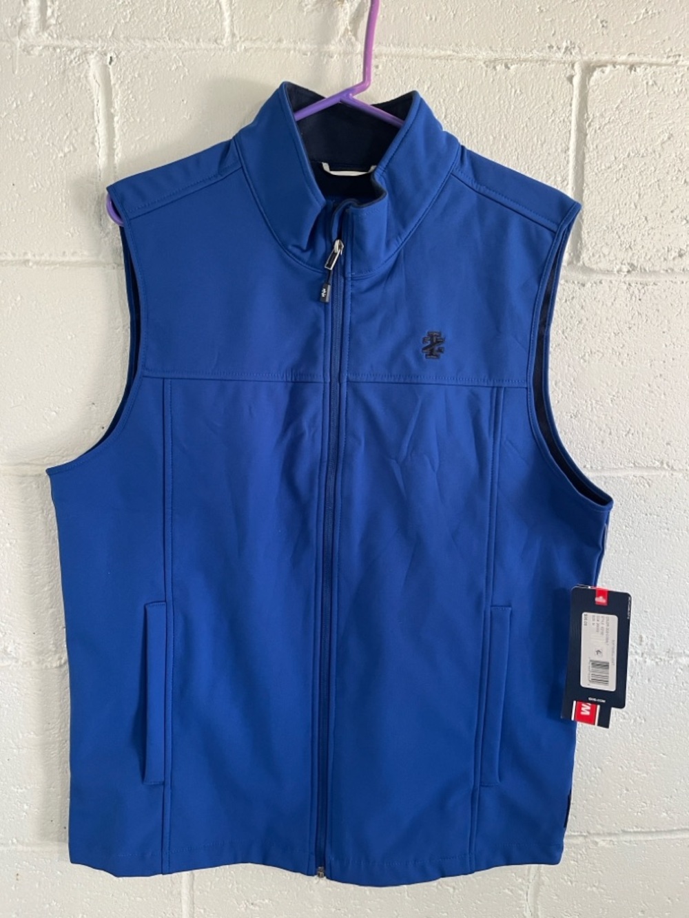 Izod Water Resistant Men's Softshell Vest- Medium